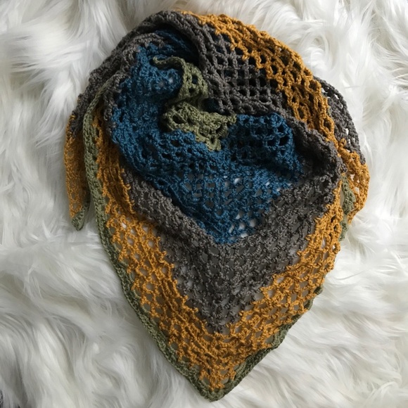 Handmade Crochet Triangle Scarf - Picture 1 of 4